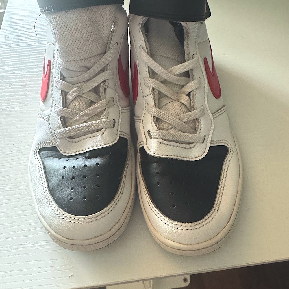 Nike Kids' Sneakers in White and Red